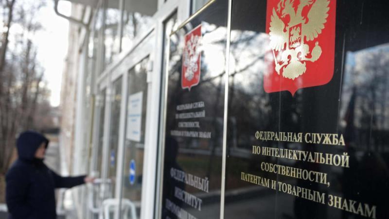 На среща с финалистите и организаторите на шампионата за дигитално