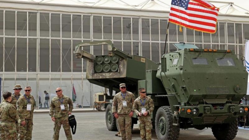 Администрацията на Байдън въоръжава Украйна с оръжия, които могат да