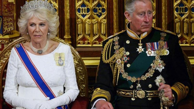 Смъртта на британската кралица Елизабет II вече започна да предизвиква