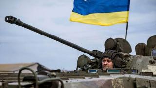 Възползвайки се от известно числено превъзходство въоръжените сили на Украйна