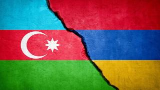 През нощта на 13 септември азербайджанската армия атакува районите на