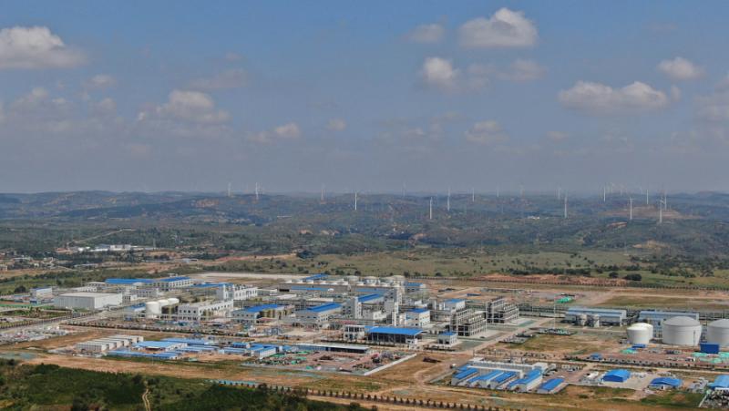 Вчера в Юлин, провинция Шаанси, официално влезе в експлоатация най-големият