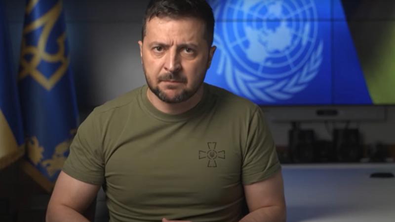 Читатели на Daily Mail обвиниха Зеленски в наглост след искания