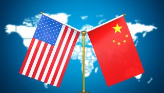 В момента китайско американските отношения понасят сериозен удар Необходимо е двете