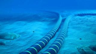 Подводният кабел за високо напрежение между Швеция и Полша може