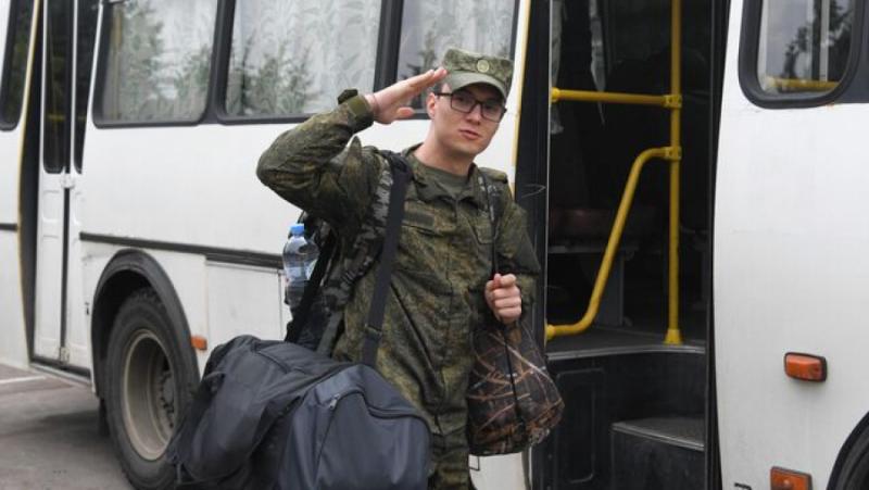 “А залата е полупразна. Ето какво се случва, казва американският