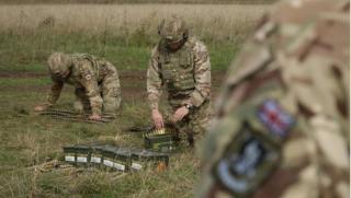 За масовото обучение на украинци на Запад за войната с