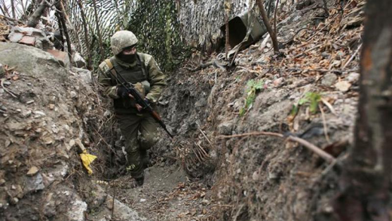 Полски наемници и правосеки (бойци от украинския Десен сектор) *