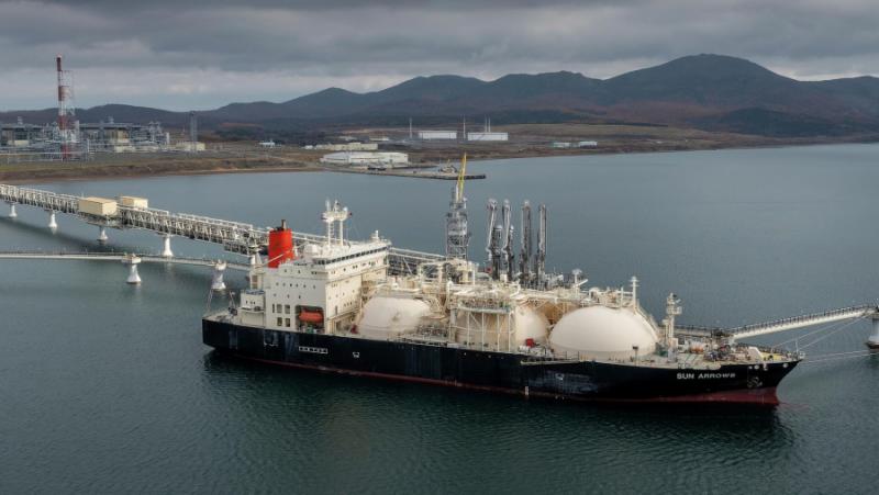 Руският износ на втечнен природен газ за ЕС се е