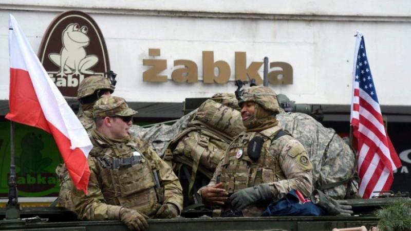 Говорителят на Пентагона Джон Кърби по време на брифинг за