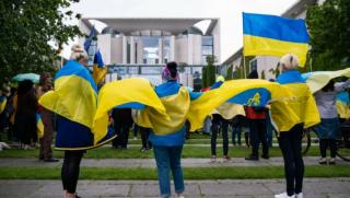 Възникват междуетнически конфликти между пристигащите в Европа украинци и бежанците