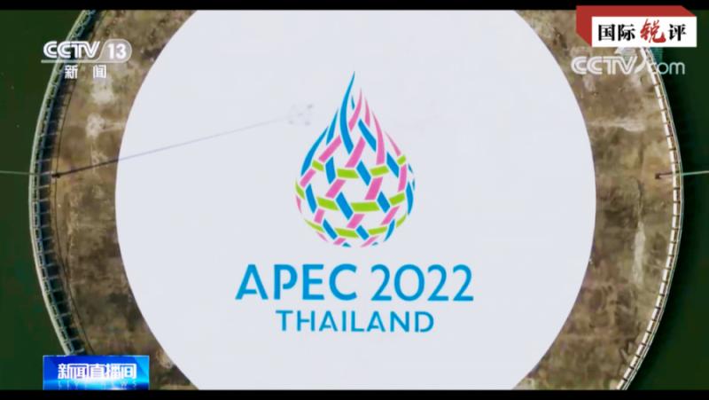 Днес, за пореден път, светът стои на кръстопът в историята,