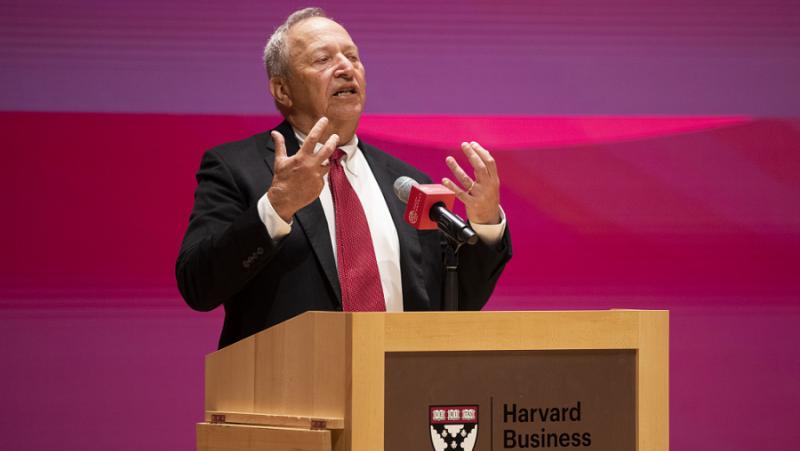 В интервю за Блумбърг“ от 19 ноември бившият американски финансов