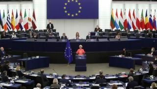 Европейският парламент иска да изтръгне руската страница от световната историяНа