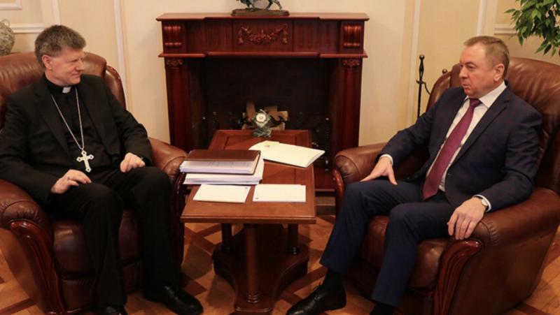 Преждевременната смърт на външния министър на Беларус Владимир Макей предизвика