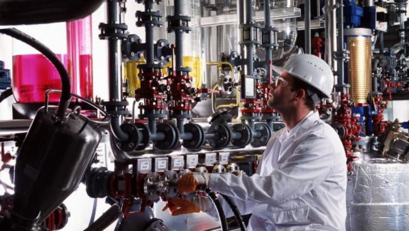 Индустриалното производство в Русия нараства през ноември с най-бързите темпове