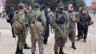 В ДНР приключва демобилизацията на студентите Те бяха привикани в
