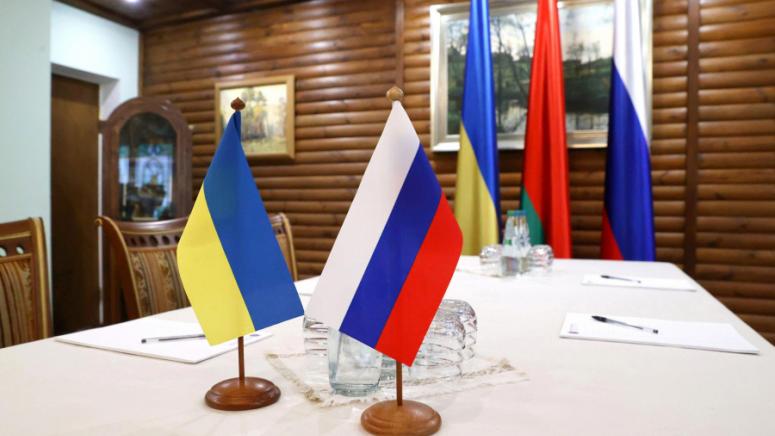 Украйна и Западът едновременно и синхронно преминаха в диалога с