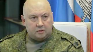 Командващият специалната операция в Украйна генерал Сергей Суровикин ще нанесе