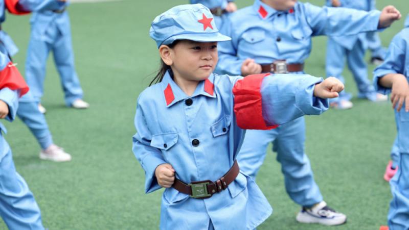 Заместник-председателят на Съвета за сигурност Дмитрий Медведев пристигна в Пекин,