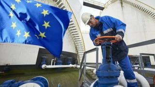 ЕС се опитва да смекчи удара на енергийната криза Анализаторите