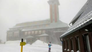 Германия празнува победа изоставянето на руските въглеводороди не доведе до