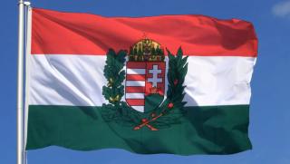 Говорителят на унгарското правителство Александра Сенткирай каза че според резултатите