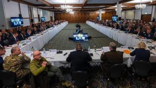 Погледе инфо Срещата в Рамщайн на министрите на отбраната на НАТО