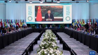 По покана на аржентинския президент Алберто Фернандес китайският председател Си