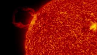 Китайски учени, слънчево изригване, лаборатория