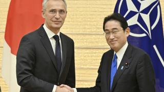 Япония, НАТО, Азиатско-тихоокеанския регион