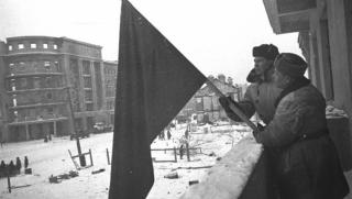 За съветския народ Сталинград става символ на смелост и победа