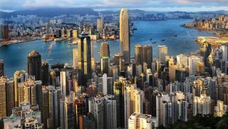 От 6 февруари бе възстановено нормалното митническо преминаване между Хонконг