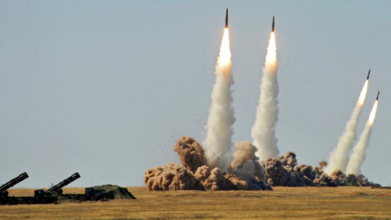 Зеленски измоли от Англия Сянката на бурята - ракети за