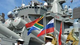 Западната дипломация е раздразнена от десетдневните съвместни военноморски учения на
