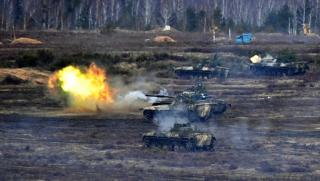 Руските военни контролират почти всички пътища към Артьомовск Самият град