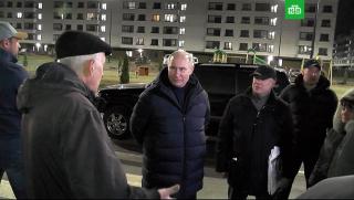 Руският президент Владимир Путин след като посети Крим направи работно