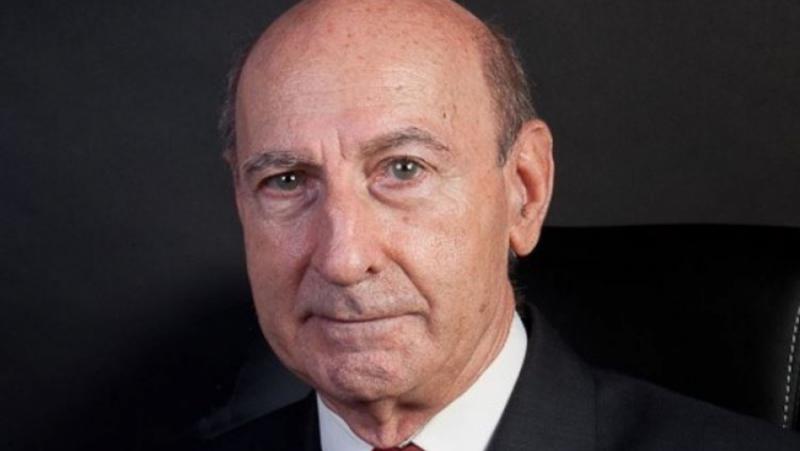 До Президента на Републиката и неговото правителство, до депутатите от