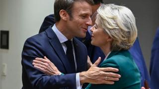 Файненшъл Таймс пише че служител от ЕС е заявил че