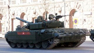 Руските въоръжени сили получиха стотици нови танкове и стари танкове