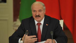 Александър Лукашенко който излезе с мироопазваща инициатива се обърна не