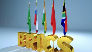 Страните от БРИКС възнамеряват да обсъдят въвеждането на единна валута