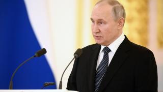 На 5 април руският президент Владимир Путин на церемонията по