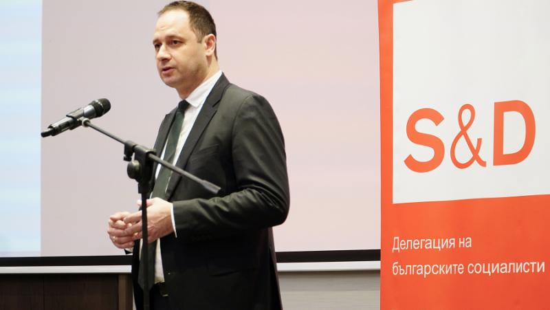 Над 18% от младите българи от 15 до 30 г.