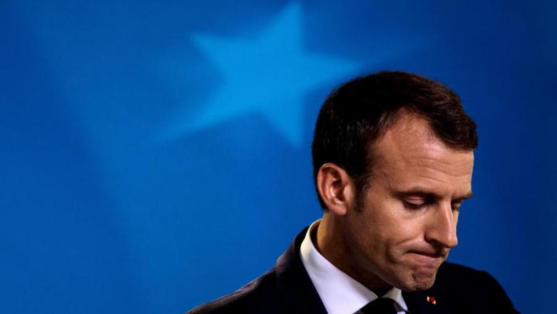 Президентът на Петата република отказва да води диалог с политически