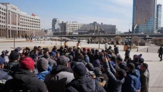 Астана Жанаозен Пореден бунт под диктовка Отново вълнуващи новини идват