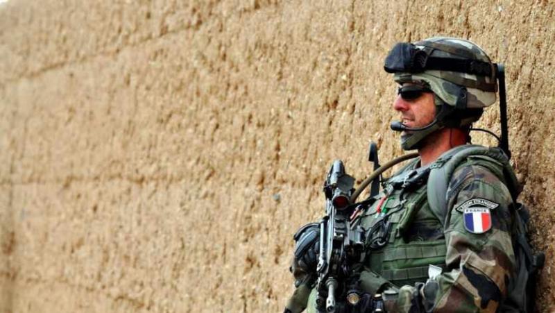 /Пголед.инфо/ В Париж са задържани двама души, завърнали се от