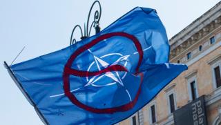 В началото на април Финландия се присъедини към НАТО превръщайки