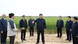 Вчера генералният секретар на ЦК на ККП Си Дзинпин посети