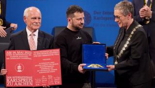 Германският град Аахен връчи на Владимир Зеленски наградата Карл Велики